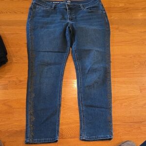 Straight Leg Dark Blue Jeans with Side Embroidery